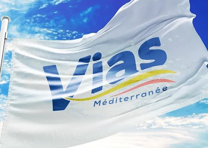 V0681 - Climatise En Bord De Pour 6 Couchages