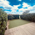 Appartement V0681 - Climatise En Bord De Pour 6 Couchages *