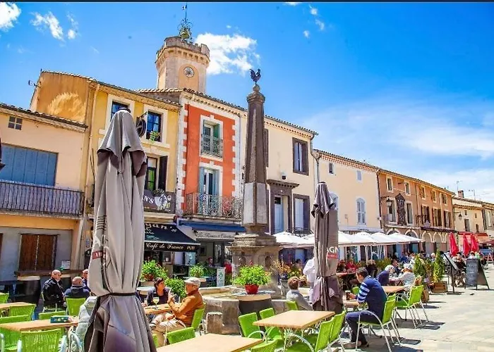 V0681 - Climatise En Bord De Pour 6 Couchages *